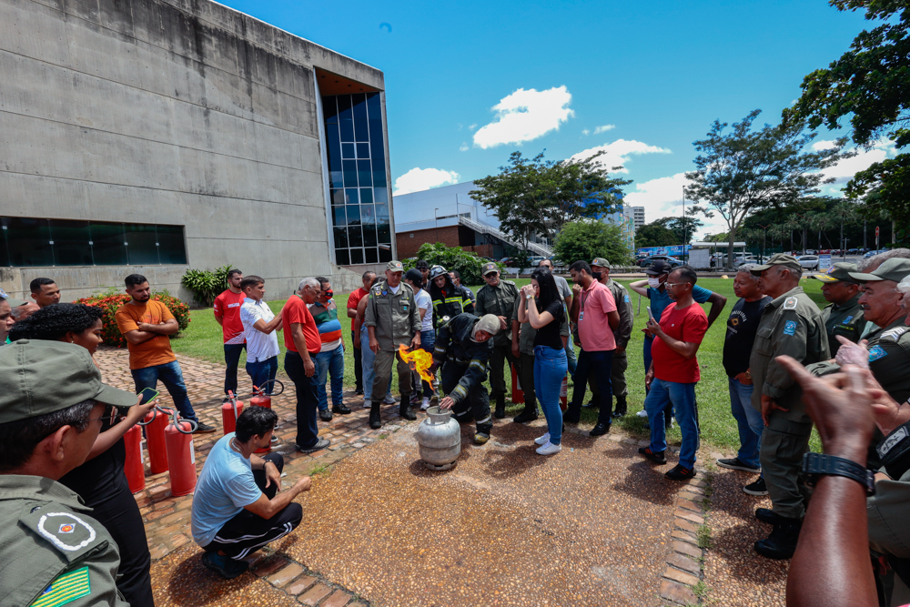 ENCERRAMENTO CURSO BRIGADA DE ICÊNDIO ALEPI-14.JPG