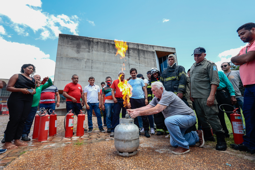 ENCERRAMENTO CURSO BRIGADA DE ICÊNDIO ALEPI-16.JPG