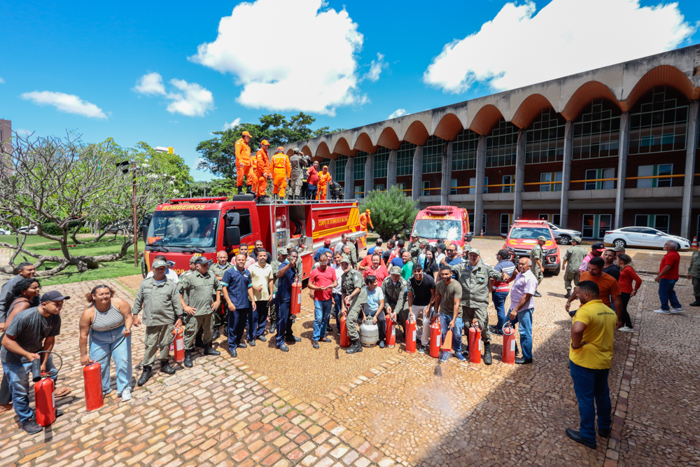 ENCERRAMENTO CURSO BRIGADA DE ICÊNDIO ALEPI-19.JPG