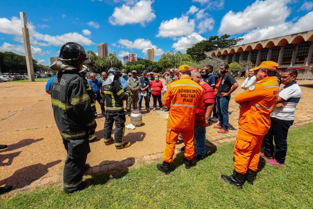 ENCERRAMENTO CURSO BRIGADA DE ICÊNDIO ALEPI-8.JPG