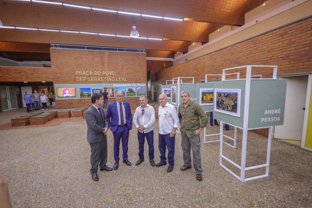 VISITA A EXPOSIÇÃO FOTOGRÁFICA-23.JPG