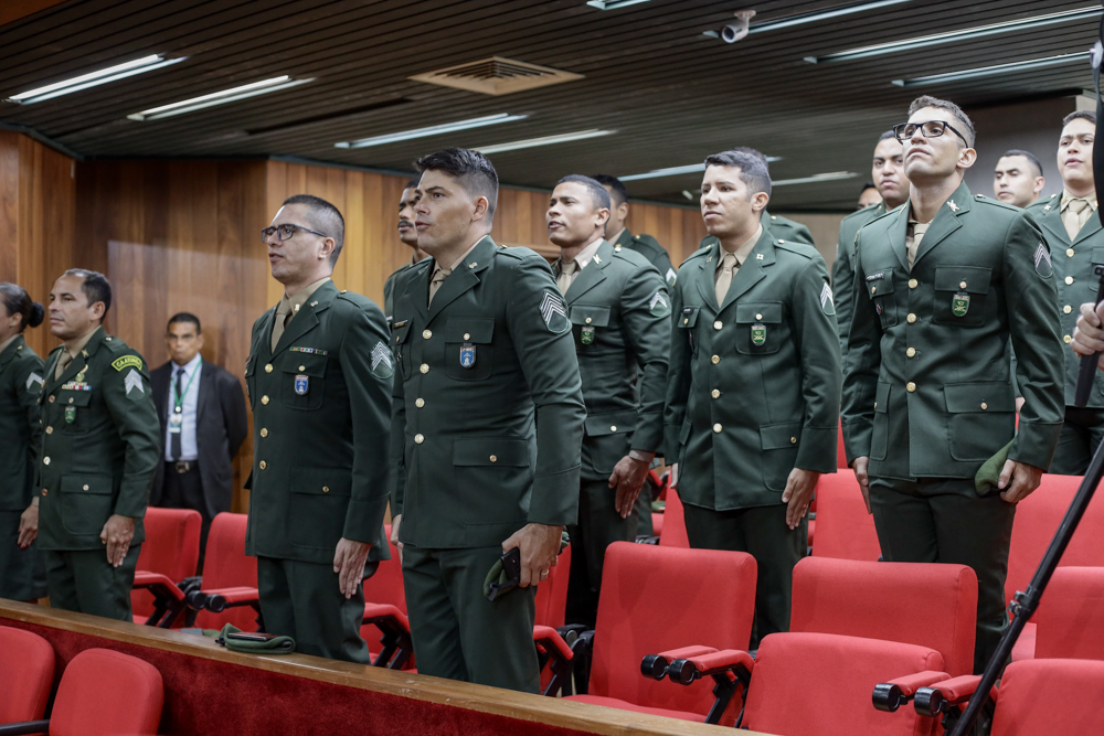 SESSÃO SOLENE DIA DO EXERCITO BRASILEIRO 04.05.2023-4.JPG