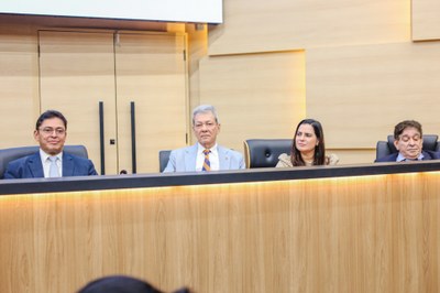 Sessão Solene Concessão do Título de Cidadania Piauiense à Senhora Ivaneide Assunção Tavares Rodrigues. Requerimento de autoria do Senhor Deputado Hélio Isaías (2).jpeg