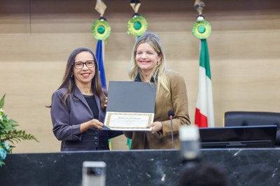 SESSÃO SOLENE DE ENTREGA DE TÍTULO DE CIDADANIA A DELEGADOS DA PCPI (13).jpeg