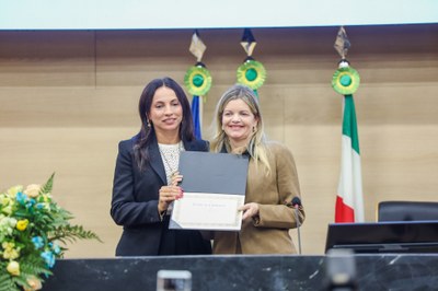 SESSÃO SOLENE DE ENTREGA DE TÍTULO DE CIDADANIA A DELEGADOS DA PCPI (20).jpeg