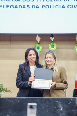 SESSÃO SOLENE DE ENTREGA DE TÍTULO DE CIDADANIA A DELEGADOS DA PCPI (21).jpeg