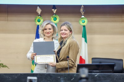 SESSÃO SOLENE DE ENTREGA DE TÍTULO DE CIDADANIA A DELEGADOS DA PCPI (24).jpeg