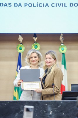 SESSÃO SOLENE DE ENTREGA DE TÍTULO DE CIDADANIA A DELEGADOS DA PCPI (25).jpeg