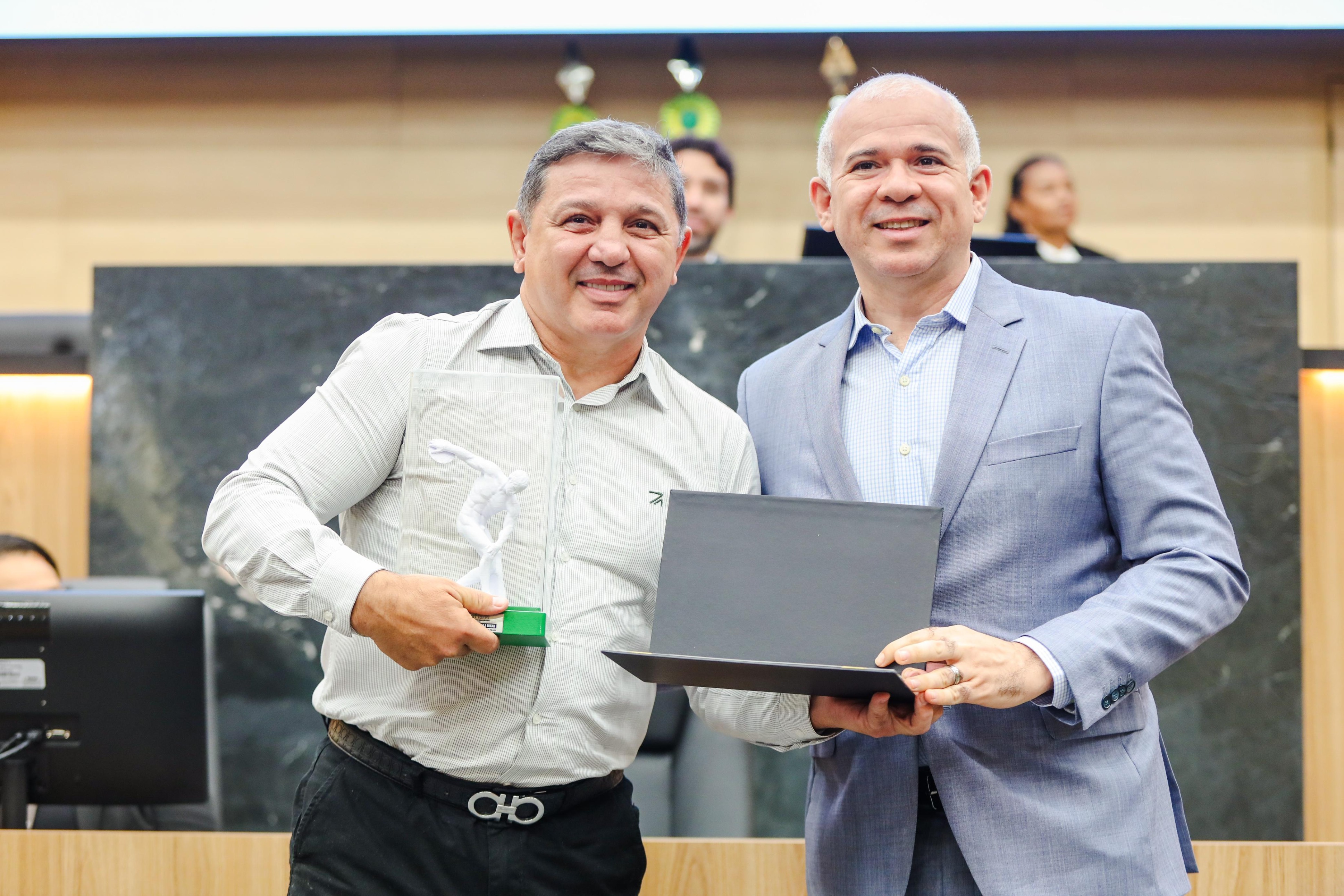 Sessão Solene em Homenagem ao Dia do Profissional de Educação Física. Requerimento de autoria do Senhor Deputado Marden Menezes (2).jpeg