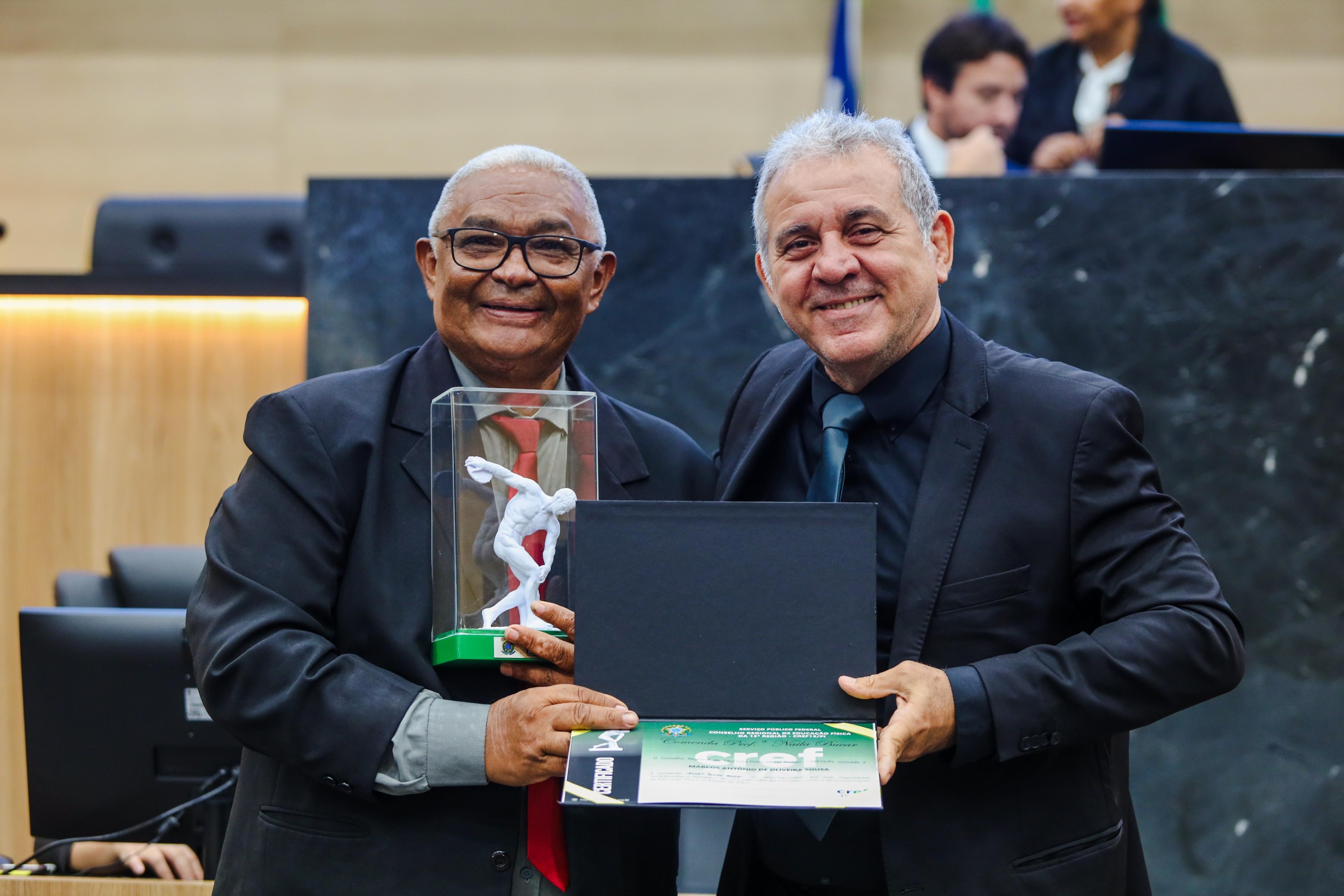 Sessão Solene em Homenagem ao Dia do Profissional de Educação Física. Requerimento de autoria do Senhor Deputado Marden Menezes (4).jpeg