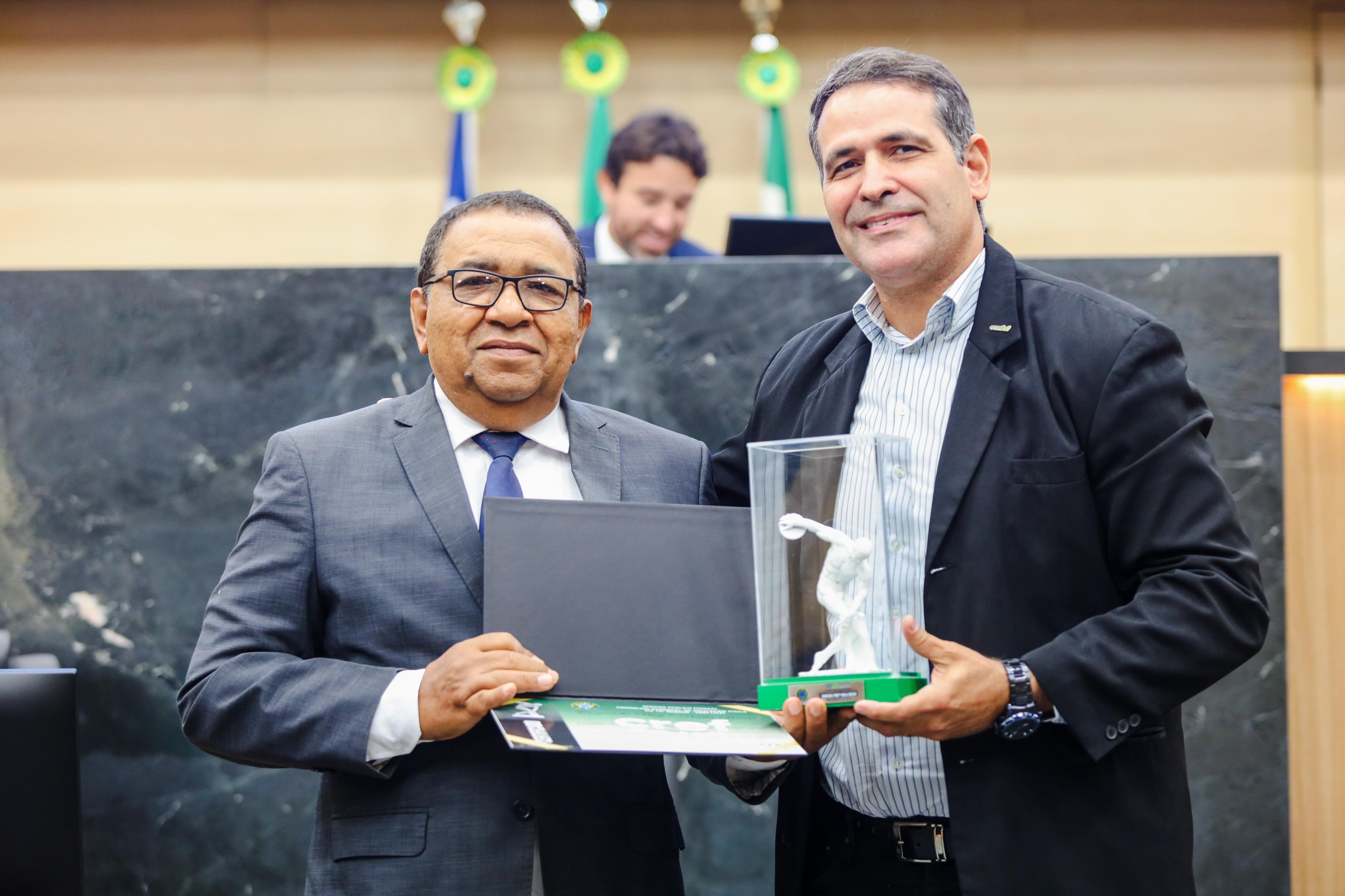 Sessão Solene em Homenagem ao Dia do Profissional de Educação Física. Requerimento de autoria do Senhor Deputado Marden Menezes (7).jpeg