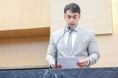 Sessão Solene em Homenagem ao centenário de nascimento do Deputado Waldemar de Castro Macedo.  (9).jpeg