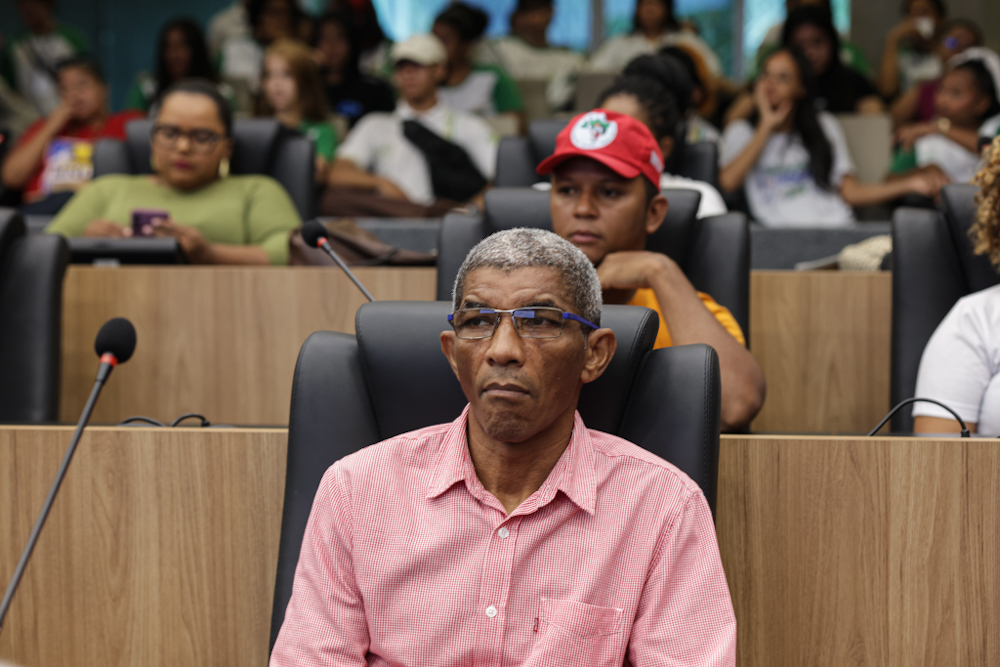 AUDIÊNCIA PÚBLICA PARA DEBATER O EXTERMÍNIO DA JUVENTUDE NEGRA E POBRE NO ESTADO DO PIAUÍ (7).jpg