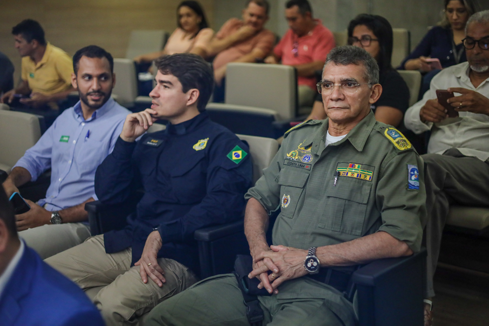 Mais Piauí água no sertão. o debate destacando a necessidade de solucionar o problema de acesso à água no semiárido piauiense (8).JPG