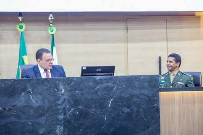 Entrega da Concessão da Medalha do Mérito Legislativo a José Arimatéia Rêgo de Araújo, Tenente- Coronel Alípio Gomes de Assis, Tadeu Simplício de Resende Júnior, Tales Gabriel Carvalho Res (25).JPG