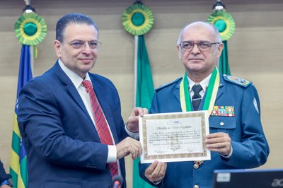 Entrega da Concessão da Medalha do Mérito Legislativo a José Arimatéia Rêgo de Araújo, Tenente- Coronel Alípio Gomes de Assis, Tadeu Simplício de Resende Júnior, Tales Gabriel Carvalho Res (33).JPG