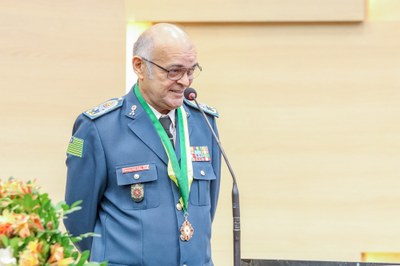 Entrega da Concessão da Medalha do Mérito Legislativo a José Arimatéia Rêgo de Araújo, Tenente- Coronel Alípio Gomes de Assis, Tadeu Simplício de Resende Júnior, Tales Gabriel Carvalho Res (46).JPG