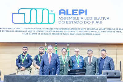 Entrega da Concessão da Medalha do Mérito Legislativo a José Arimatéia Rêgo de Araújo, Tenente- Coronel Alípio Gomes de Assis, Tadeu Simplício de Resende Júnior, Tales Gabriel Carvalho Res (55).JPG