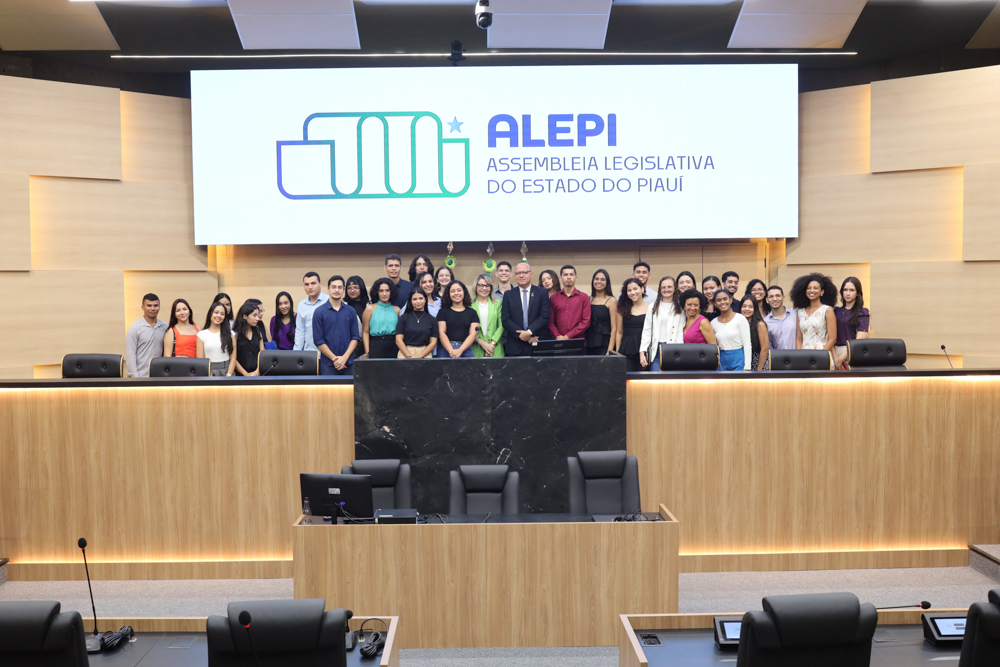 VISITA ALUNOS DE DIREITO DA UESPI 28-05-2024-7.JPG