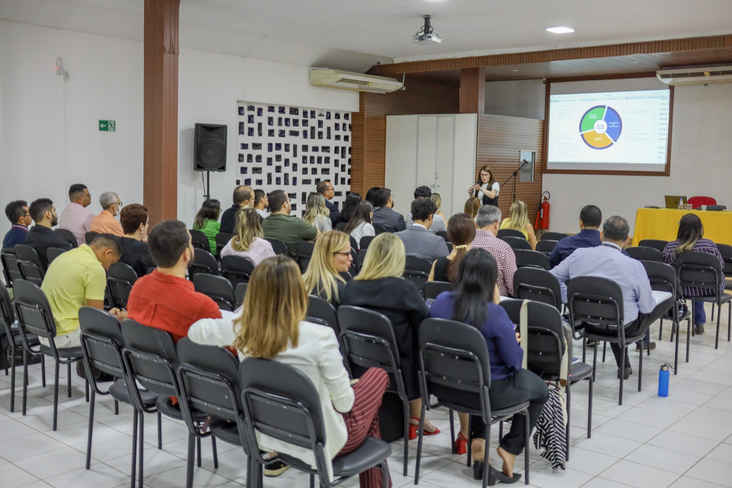 CURSO DE LICITAÇÃO SERVIDORES ALEPI 18-09-2024-2.JPG