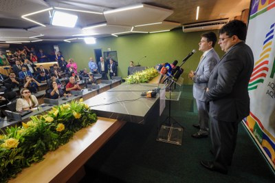 COLETIVA COM A IMPRENSA DO GOVERNADOR E DO PRESIDENTE DA ALEPI-2.jpg