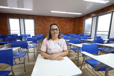 DIRETORA ESCOLA DO LEGISLATIVO GILDETE (7).JPG