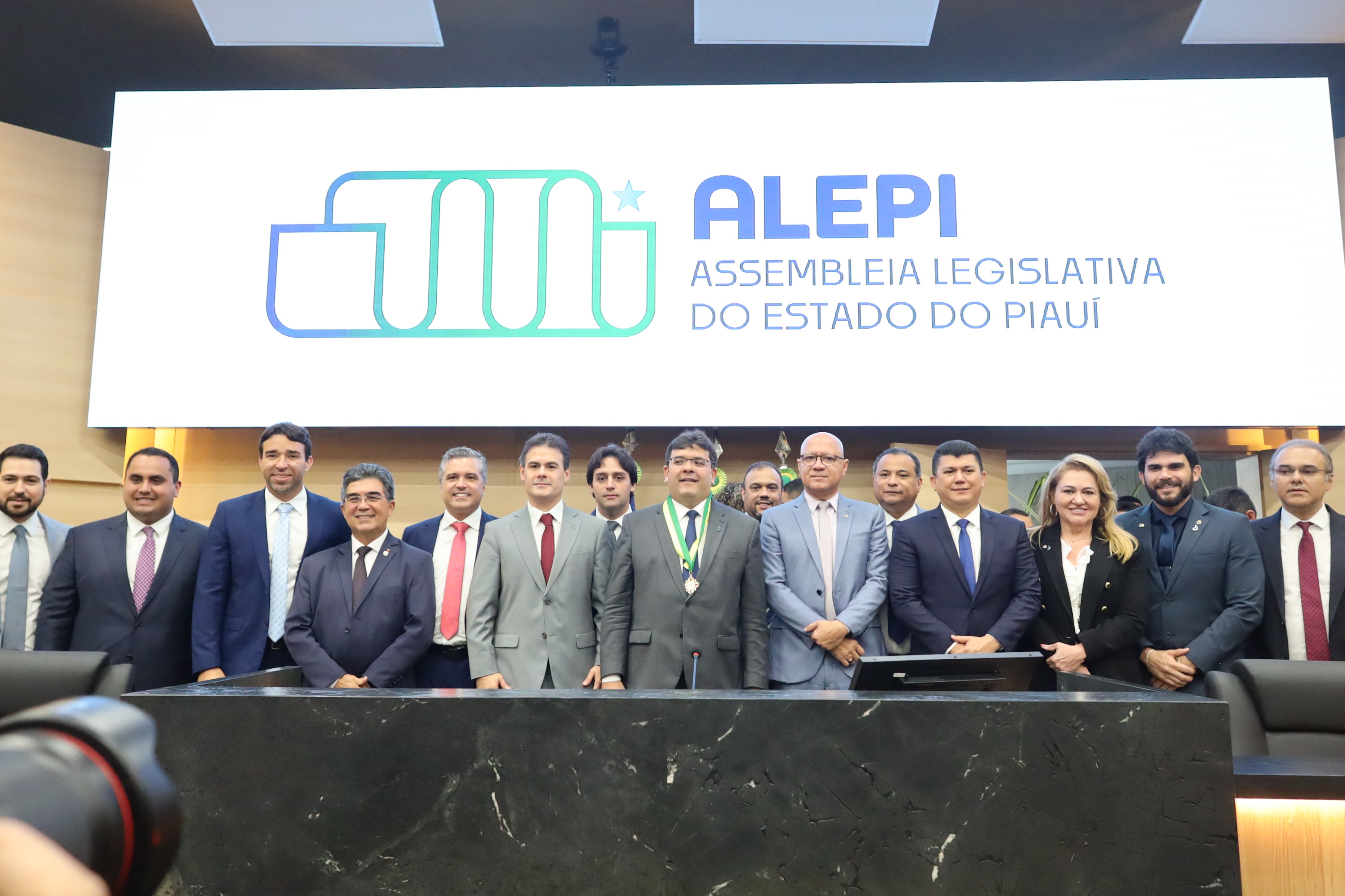 INAUGURAÇÃO  PLENARIO DA ALEPI (6).JPG