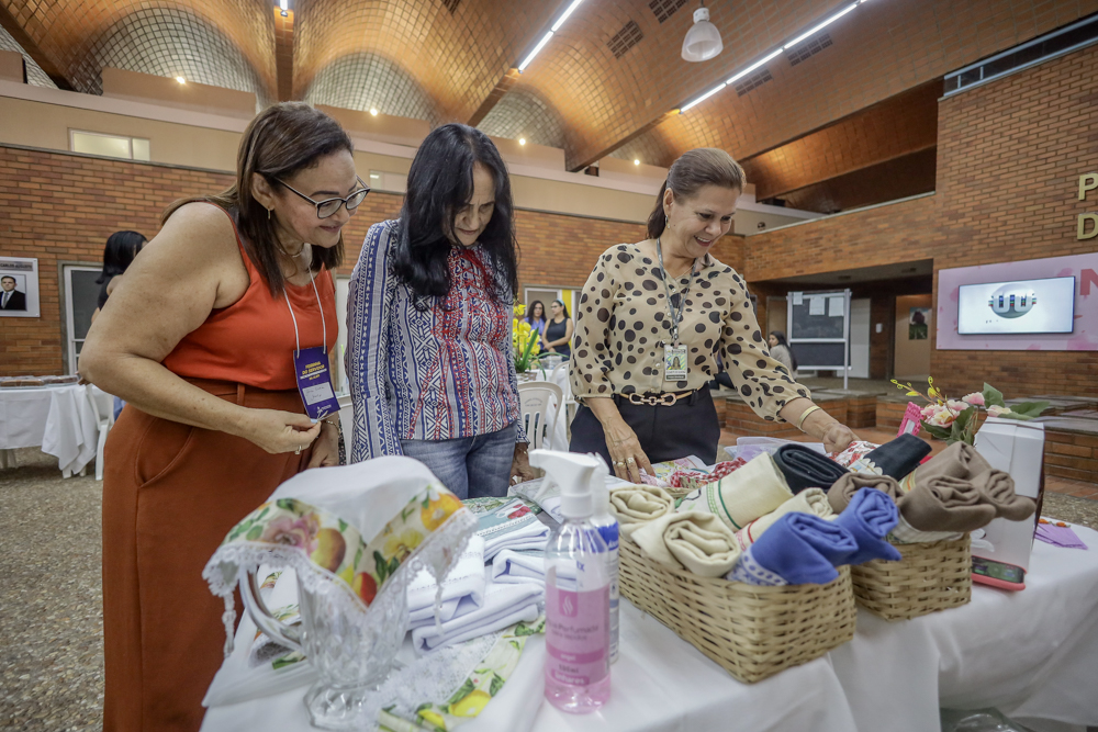 “Um incentivo muito importante”, afirma servidora sobre a 1º feira do empreendedor da Alepi