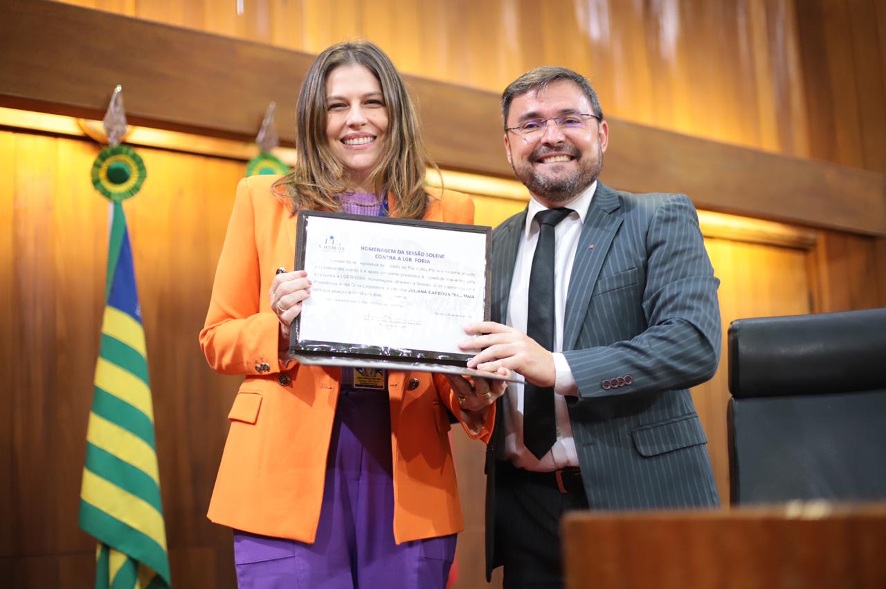 Alepi homenageia 11 personalidades e empresa por luta contra LGBTfobia