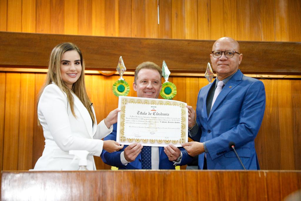 Alepi realiza solenidade para homenagear Valdemir Ferreira do Santos