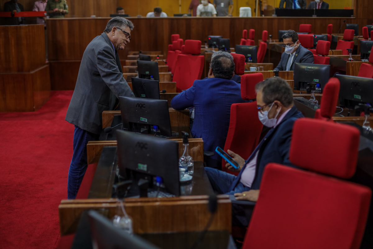 Assembleia aprova repúdio ao ex-deputado federal Roberto Jefferson