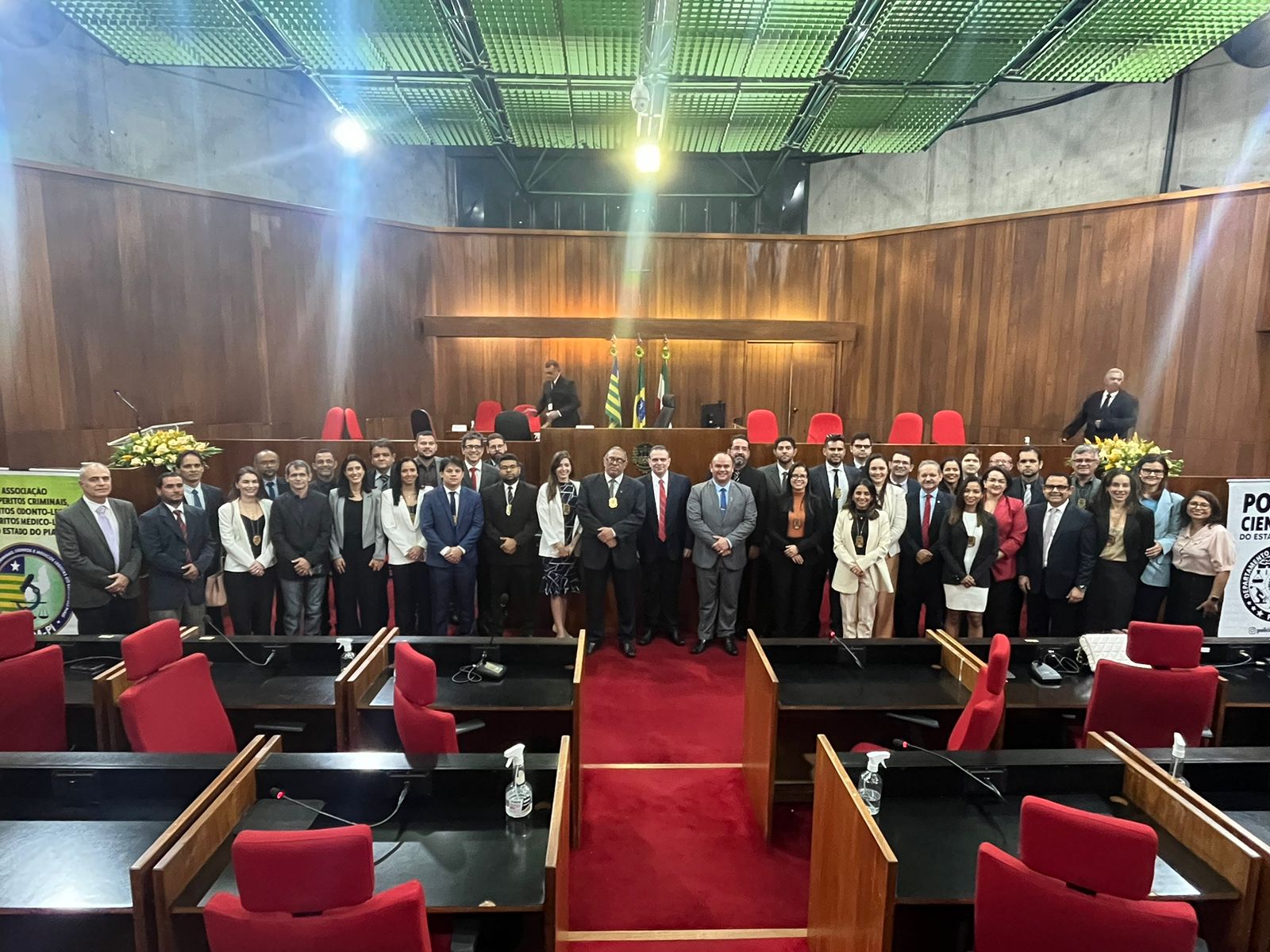 Assembleia Legislativa homenageia os peritos do estado do Piauí   