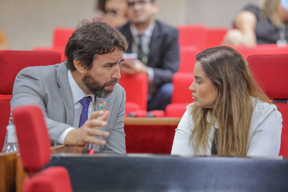 Bárbara do Firmino critica a reforma administrativa da Prefeitura de Teresina