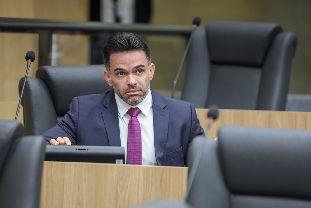 Deputado B. Sá demonstra preocupação com ponte sobre Rio Canindé