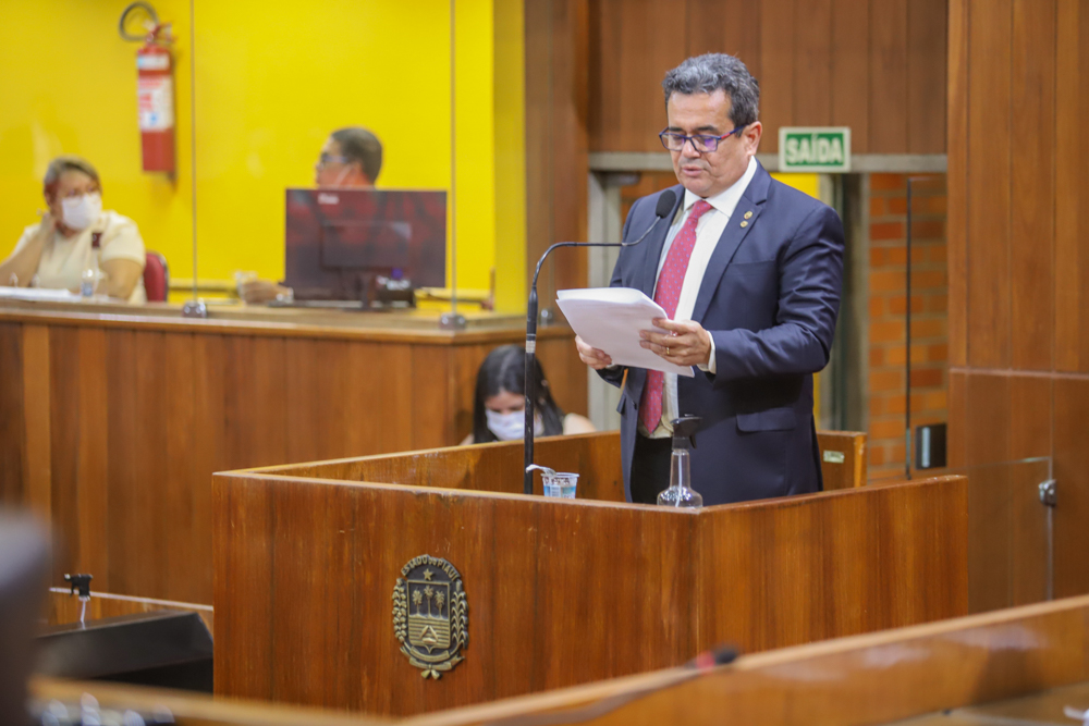 Deputado Henrique Pires lembra os 90 anos de fundação da OAB-Piauí