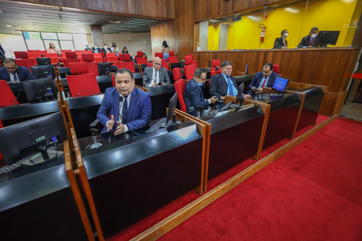 Deputados eleitos tomam posse no dia 1º de fevereiro e elegerão nova Mesa Diretora