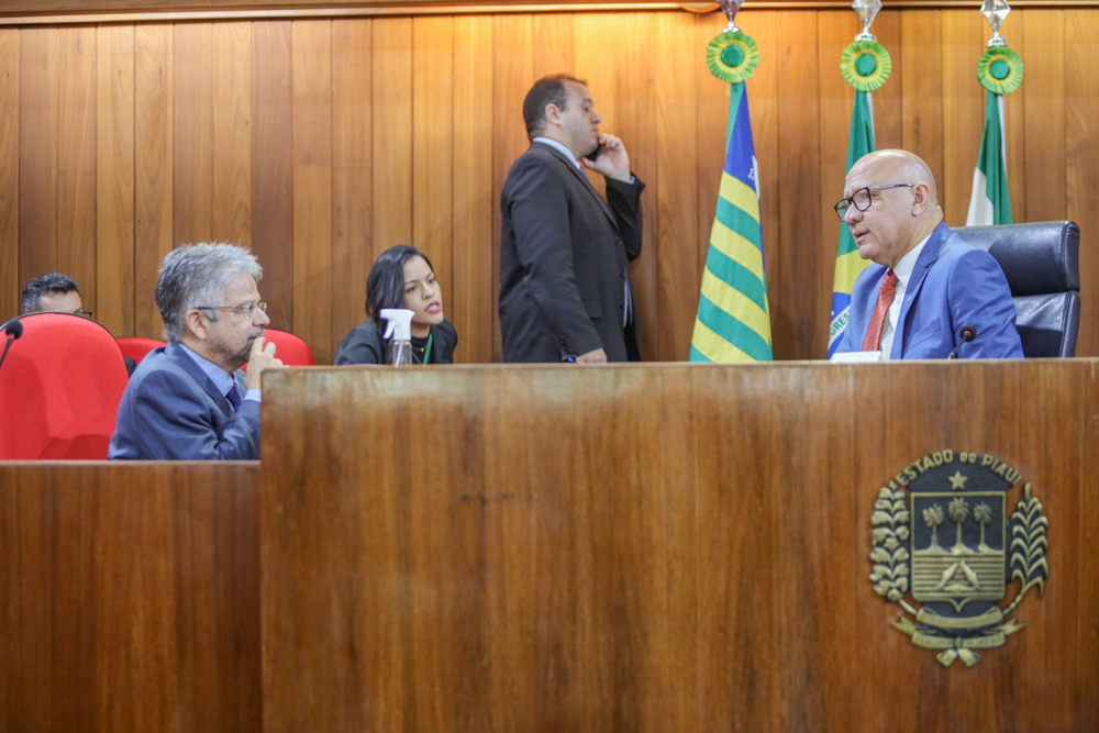 Deputados lamentam falecimento do médico Ismar Filho