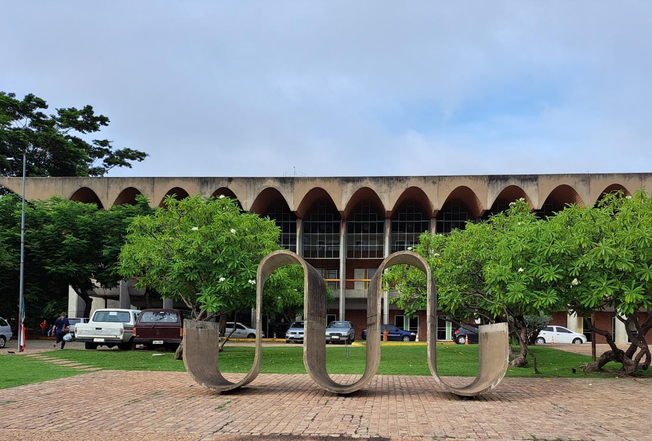 Deputados tomam posse e elegem a Mesa Diretora na próxima quarta-feira