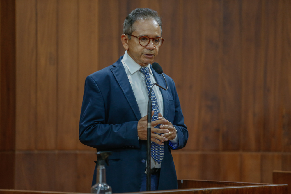 Dr. Hélio Oliveira celebra investimentos no litoral do Estado