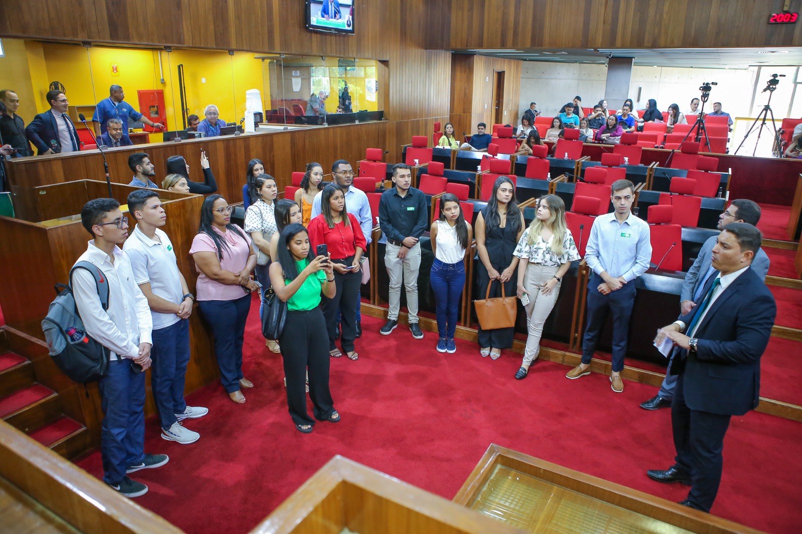 Dr. Thales Coelho recebe alunos de Direito no Palácio Petrônio Portela 