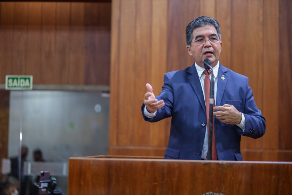 Francisco Limma destaca a necessidade de melhoria na formação de policiais 