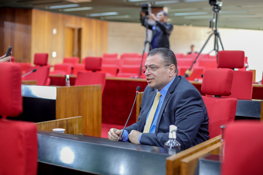 Gessivaldo comemora a existência 46 anos da Igreja Universal do Brasil