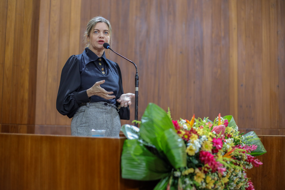 Gracinha Mão Santa rebate críticas sobre o uso da tribuna durante as sessões