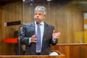 Gustavo Neiva questiona equilíbrio financeiro e cita bloqueio de R$ 30 milhões 