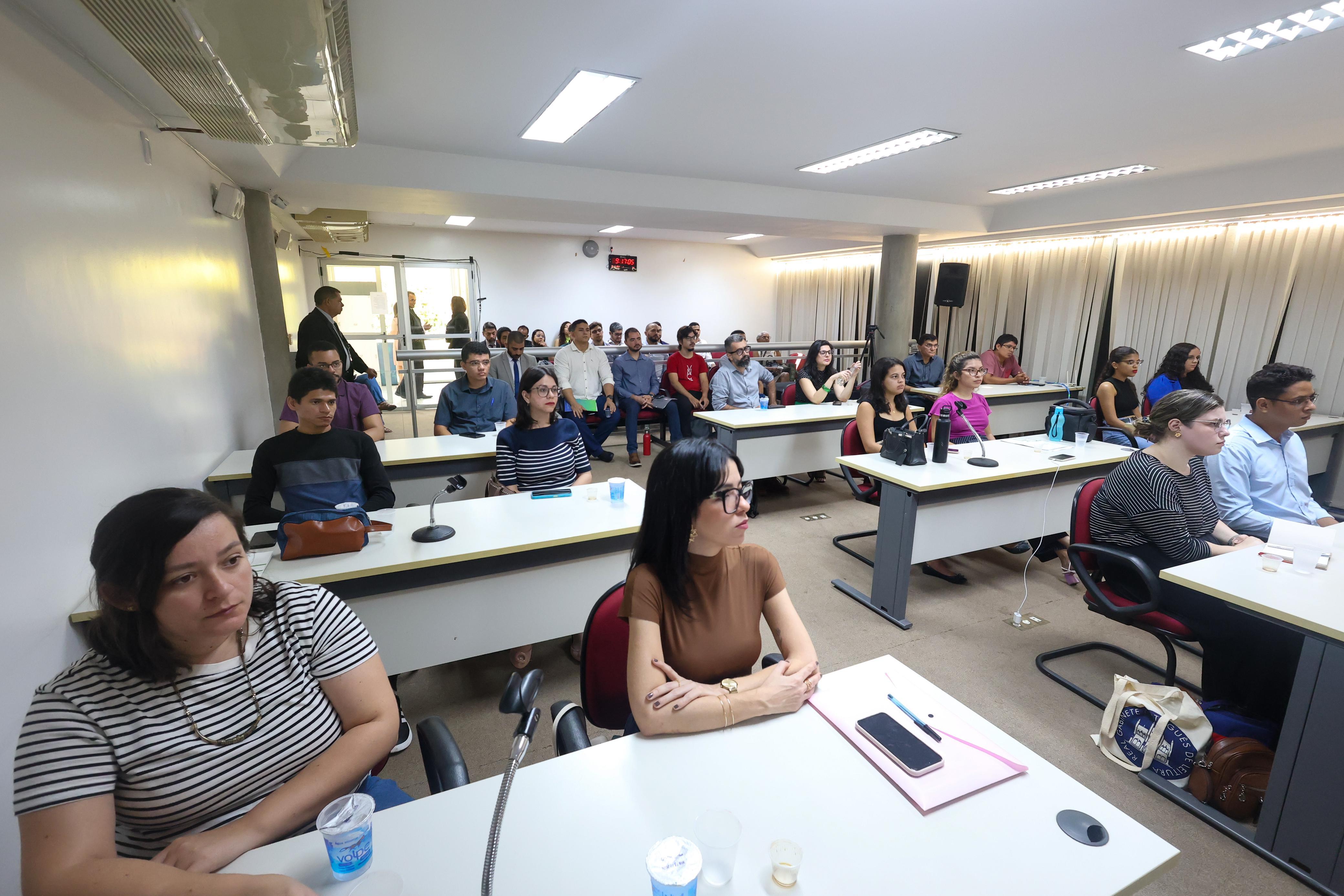 Missão e Valores da Alepi são transmitidos em treinamento para novos servidores