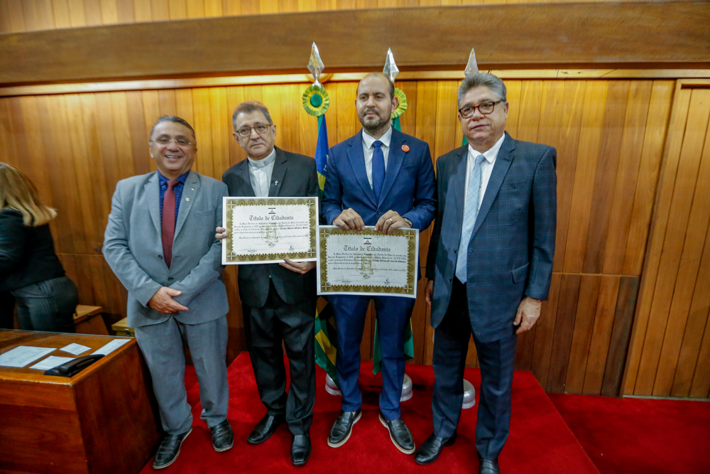 O juiz e e padre são homenageados com título de cidadania piauiense 