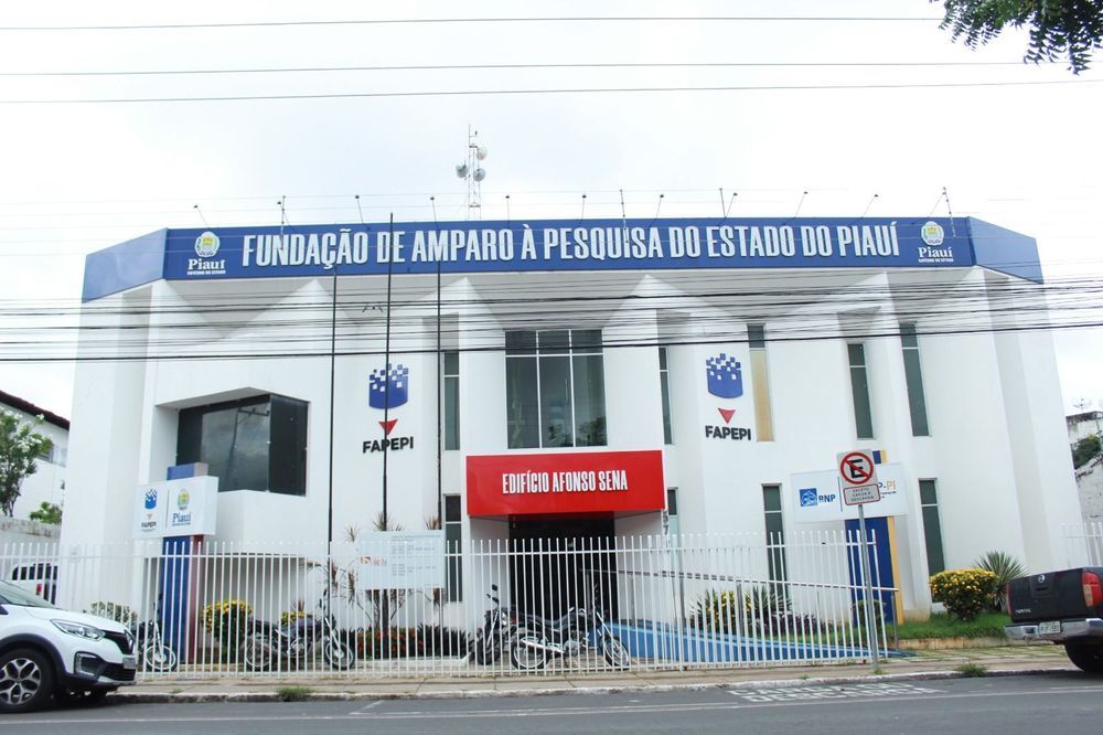 Fapepi dobra número de bolsas de pós-graduação e projeta mil benefícios até 2027