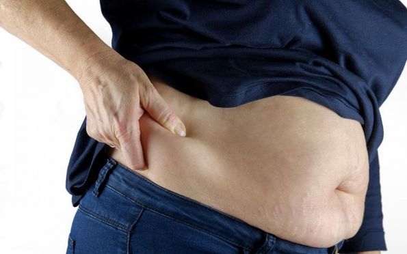 Nutricionista indica 7 hábitos para diminuir gordura na barriga