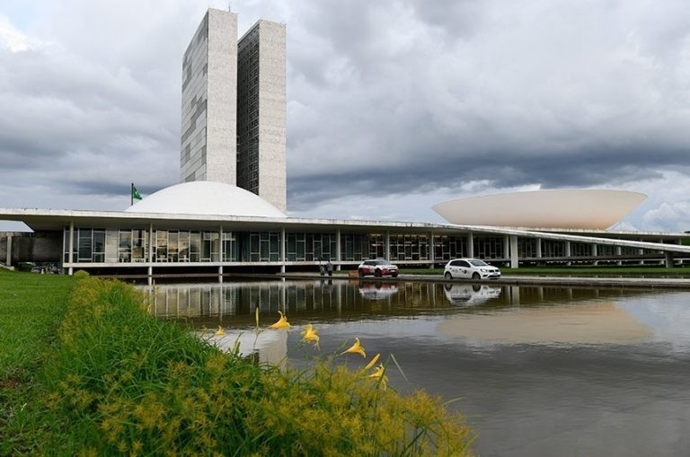 Semana no Congresso Nacional: debate acerca das emendas parlamentares continua