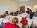 Teatro do Boi realiza oficina de bordados com bijuterias e pedrarias